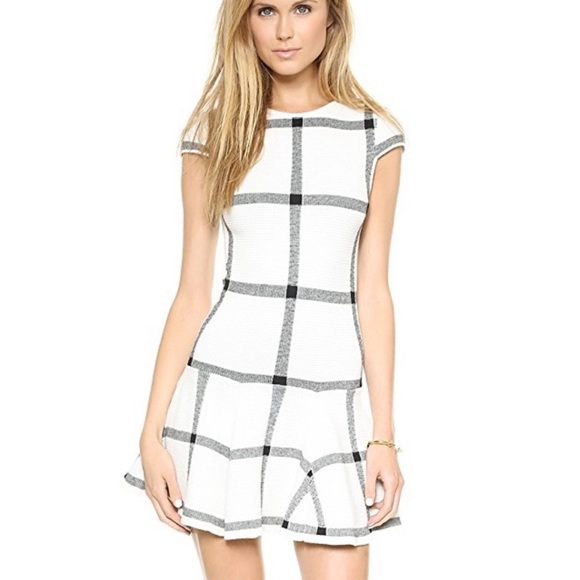 Alice + Olivia Dresses & Skirts - Alice + Olivia Selma Drop Waist Plaid Dress